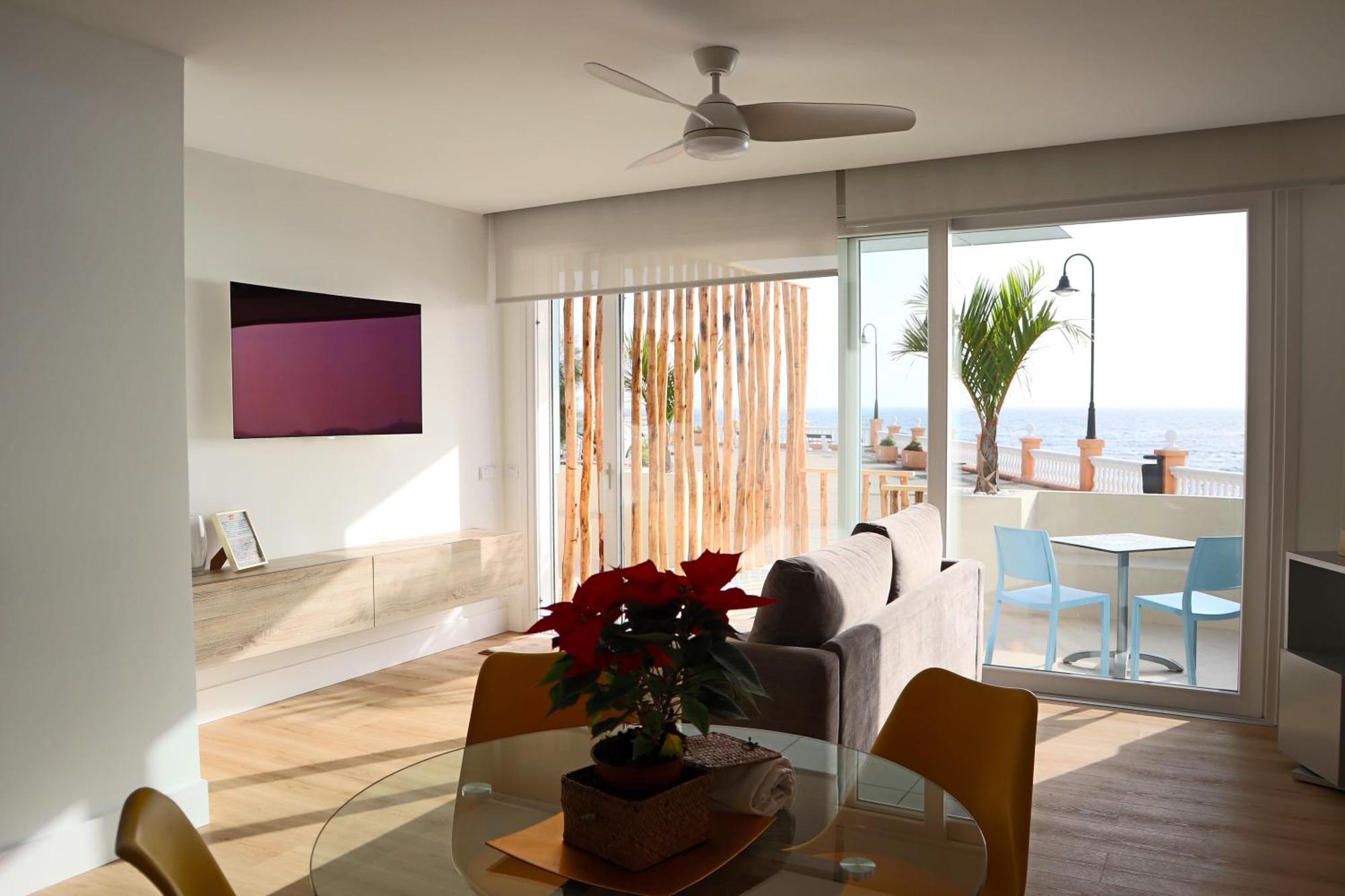Durmiendo Sobre El Mar, Vivienda La Baja Grande Apartment Telde Exterior photo